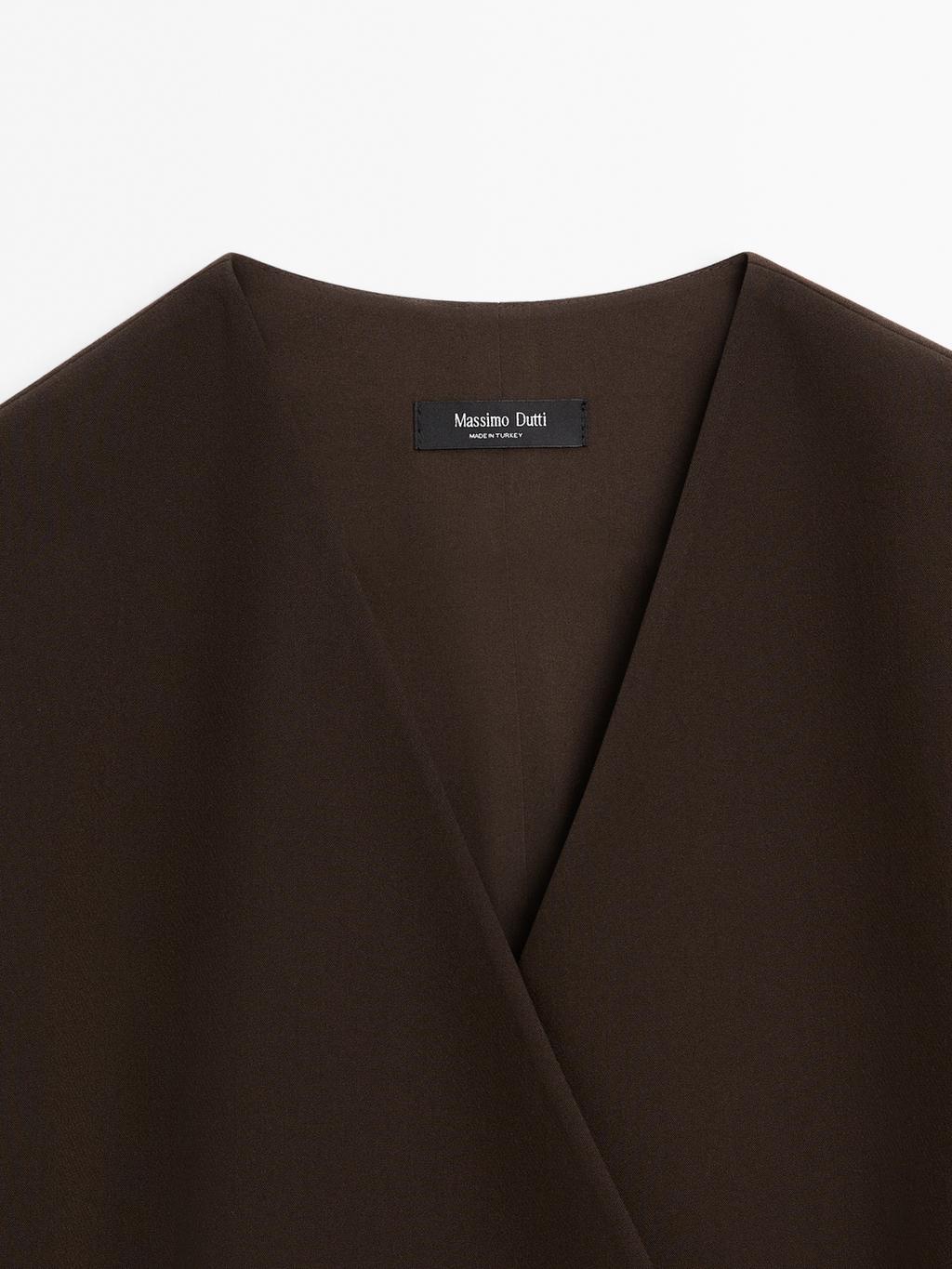 Crossover kimono with ties