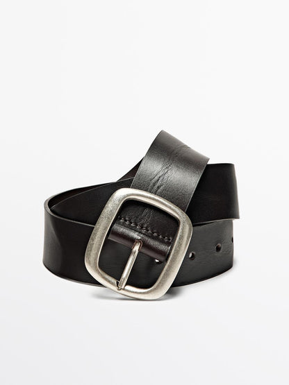 Nappa leather belt with rounded buckle