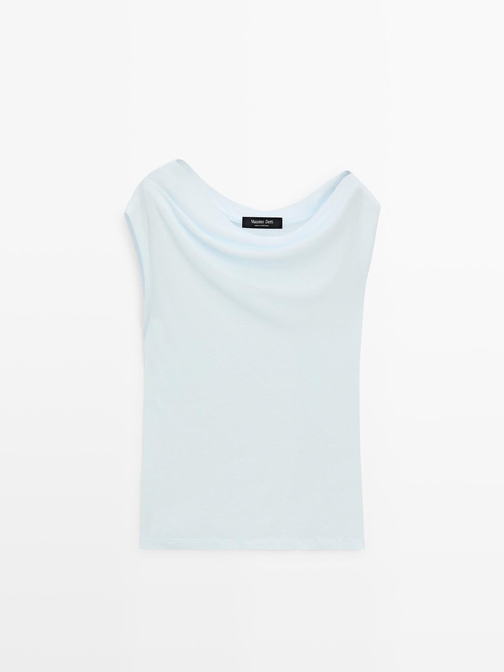 Sleeveless asymmetric top