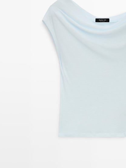 Sleeveless asymmetric top