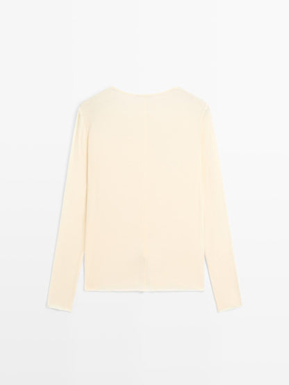 Lightweight long sleeve T-shirt