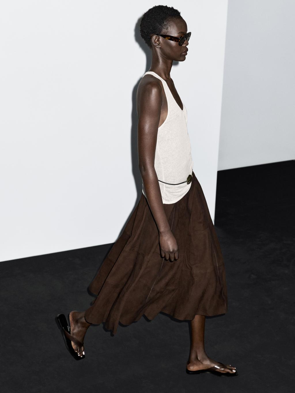 Cotton blend top with frayed piping