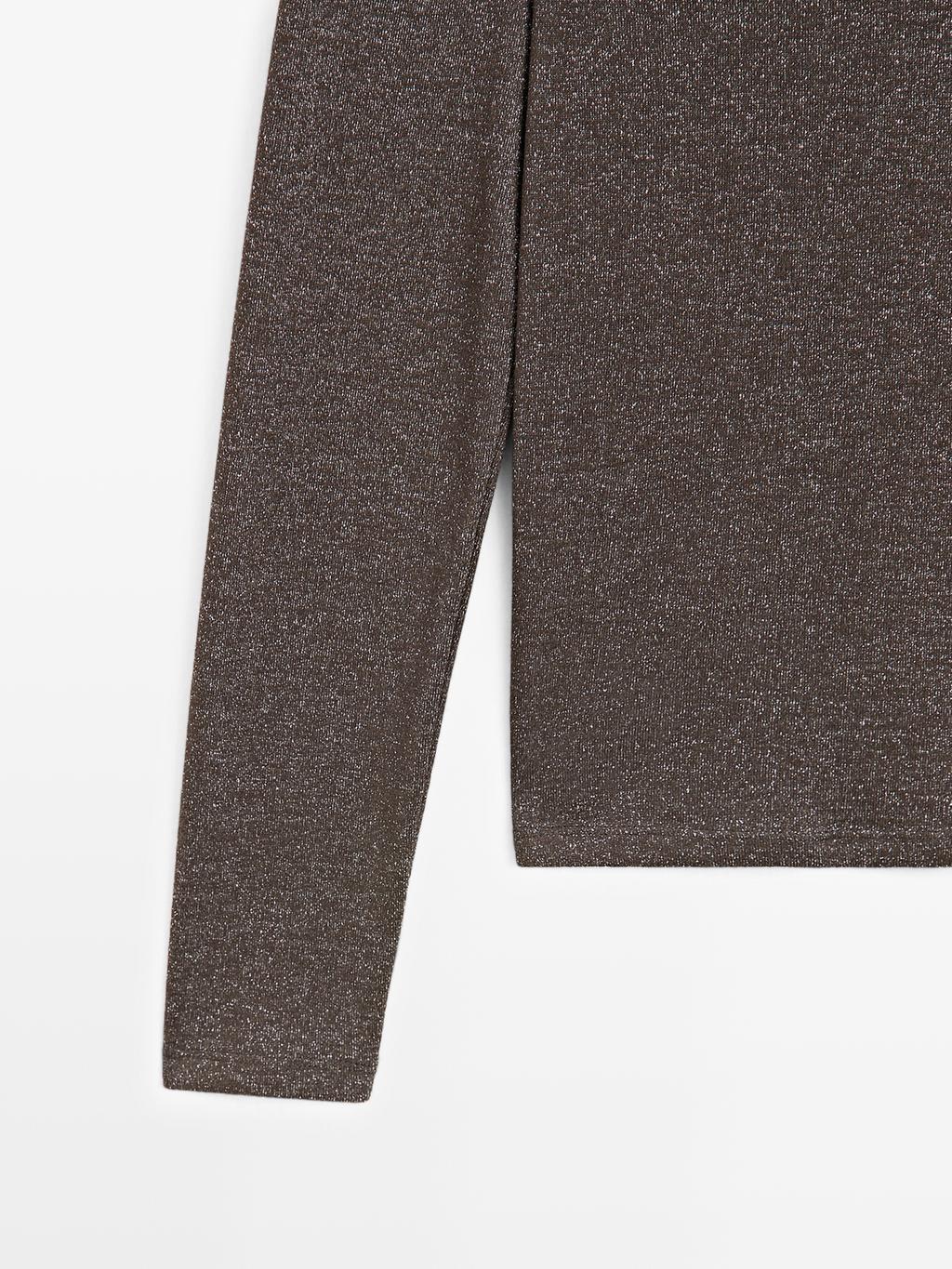 Long sleeve T-shirt with metallic finish