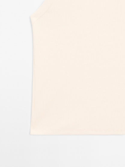 Cotton blend round neck top