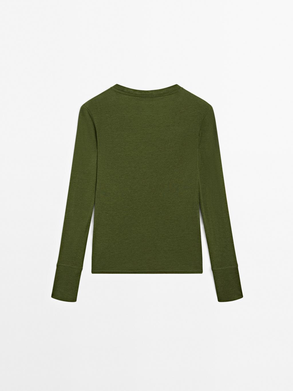 Long sleeve T-shirt with ribbed trims