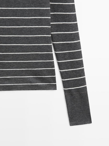 Lightweight striped long sleeve T-shirt