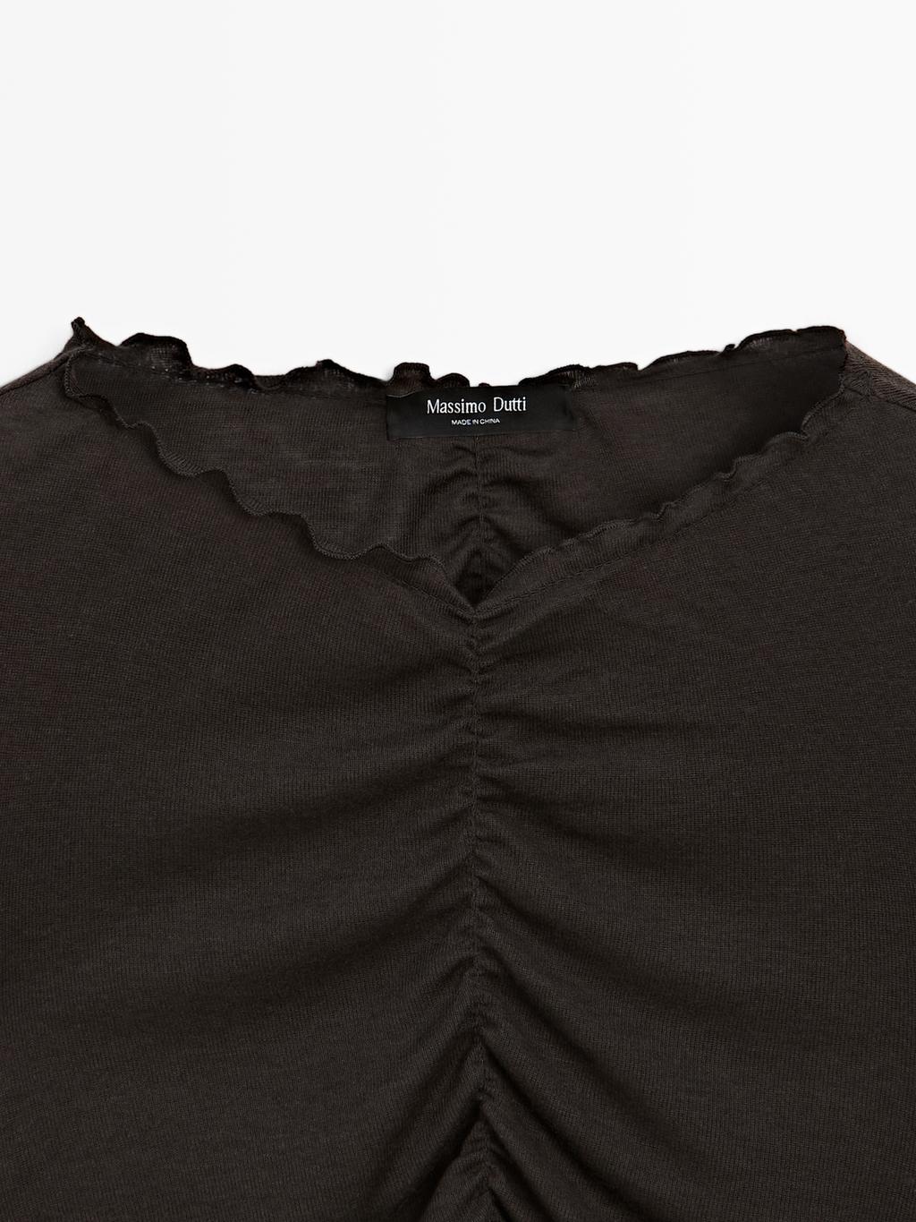 Gathered long sleeve T-shirt