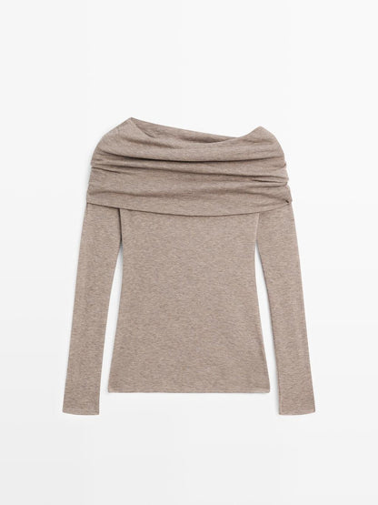 Long sleeve strapless T-shirt