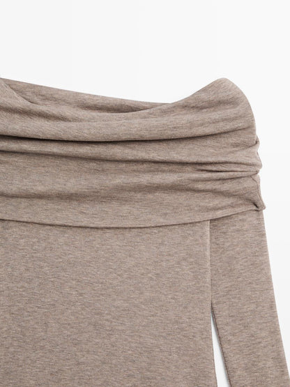 Long sleeve strapless T-shirt