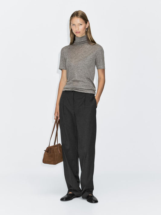 High neck T-shirt with short sleeves