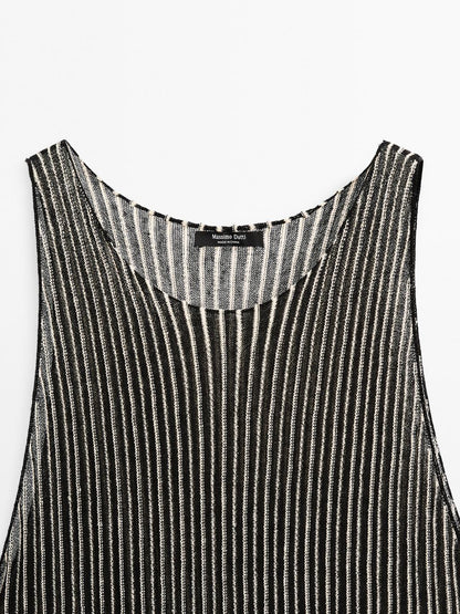 Long pleated knit dress