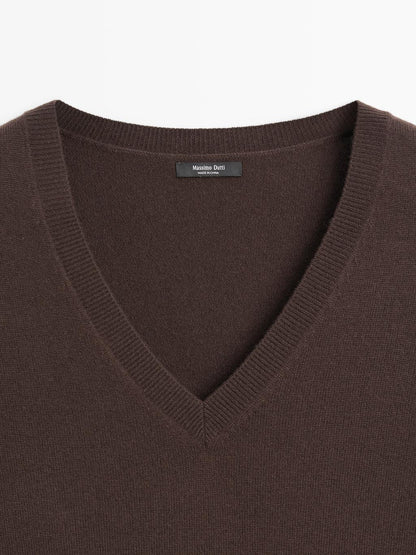 Long knit sweater with contrast lace