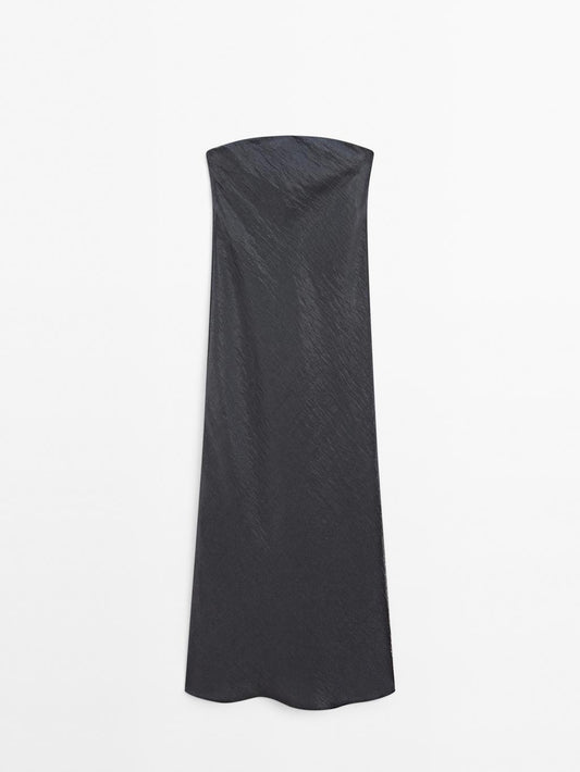 Flowing strapless midi dress