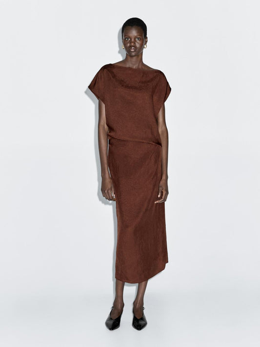 Long dress with gathered waist detail