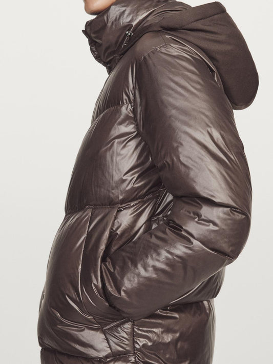 Water-repellent shiny down jacket with detachable hood