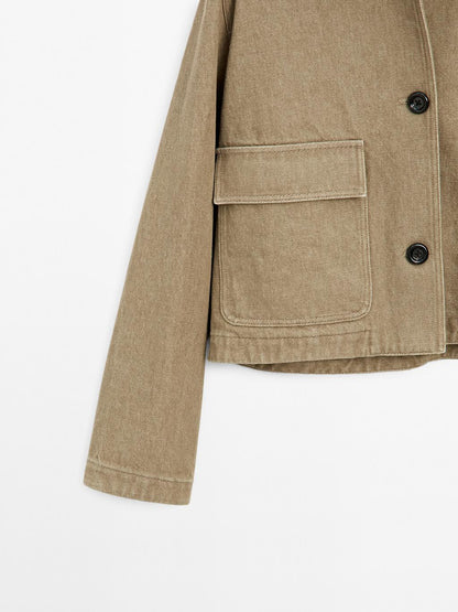 Jacket with detachable leather collar detail