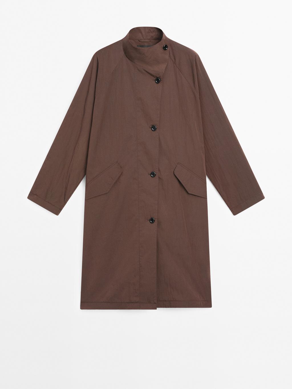 Oversize flowing trench coat in water-repellent fabric