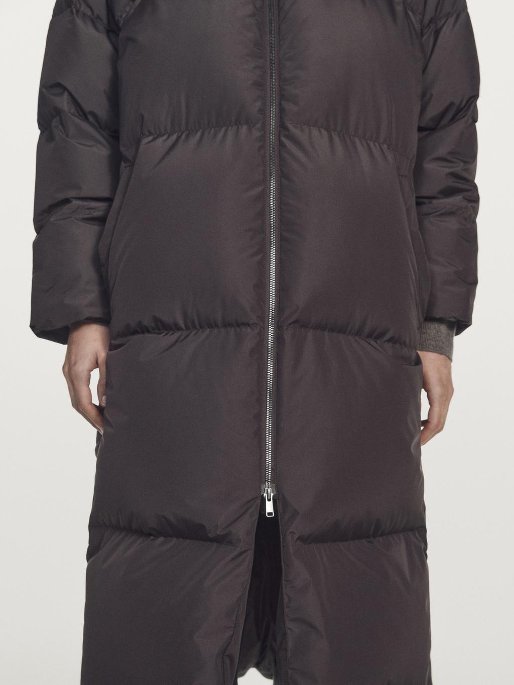 Long water-repellent puffer down jacket with hood