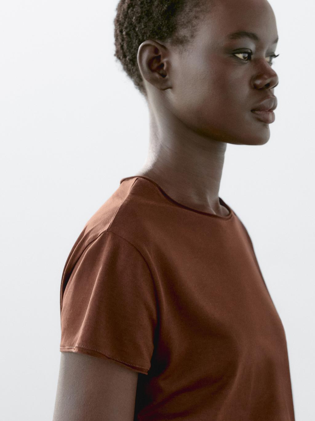 Flowing short sleeve T-shirt