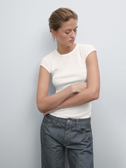 Short sleeve T-shirt with trim details