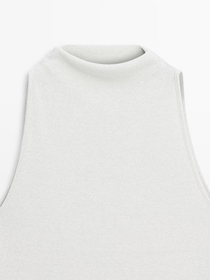 Knit halterneck top with metallic finish