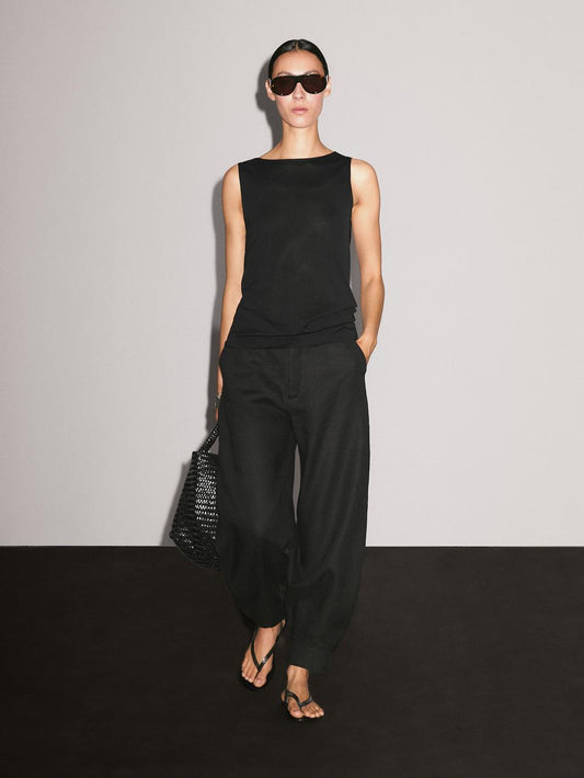 100% cotton top with draped low-cut back