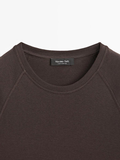 Cotton T-shirt with short raglan sleeves