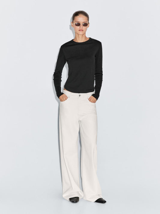 Long sleeve T-shirt with rounded hem