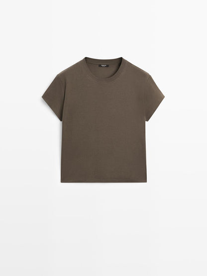 Cropped T-shirt with contrast ribbed trims