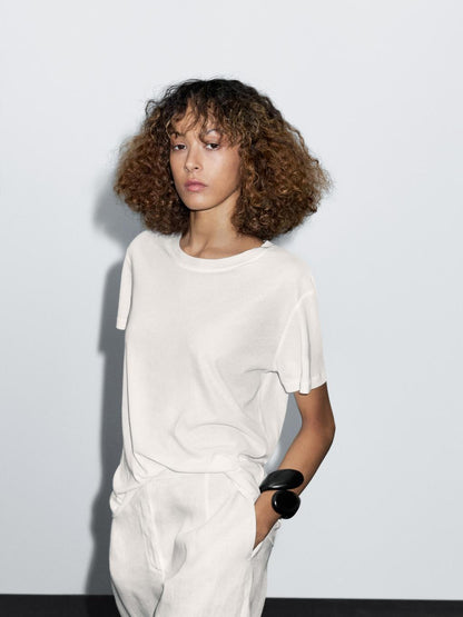 Lightweight short sleeve T-shirt