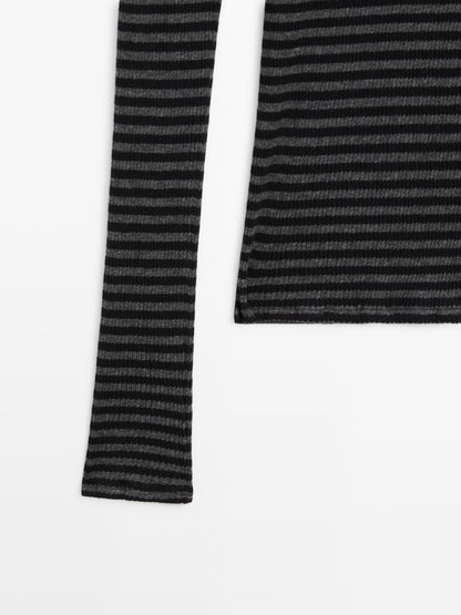 Striped long sleeve T-shirt