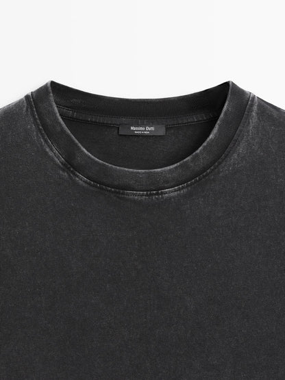 Distressed oversize T-shirt