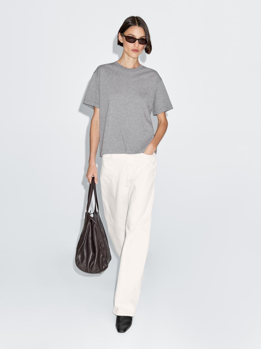 100% cotton short-sleeve T-shirt