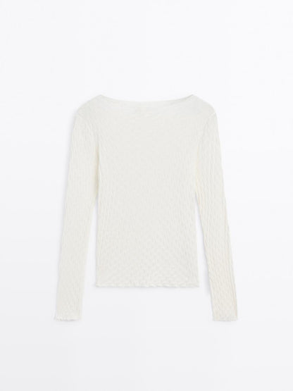 Long sleeve textured 100% cotton top