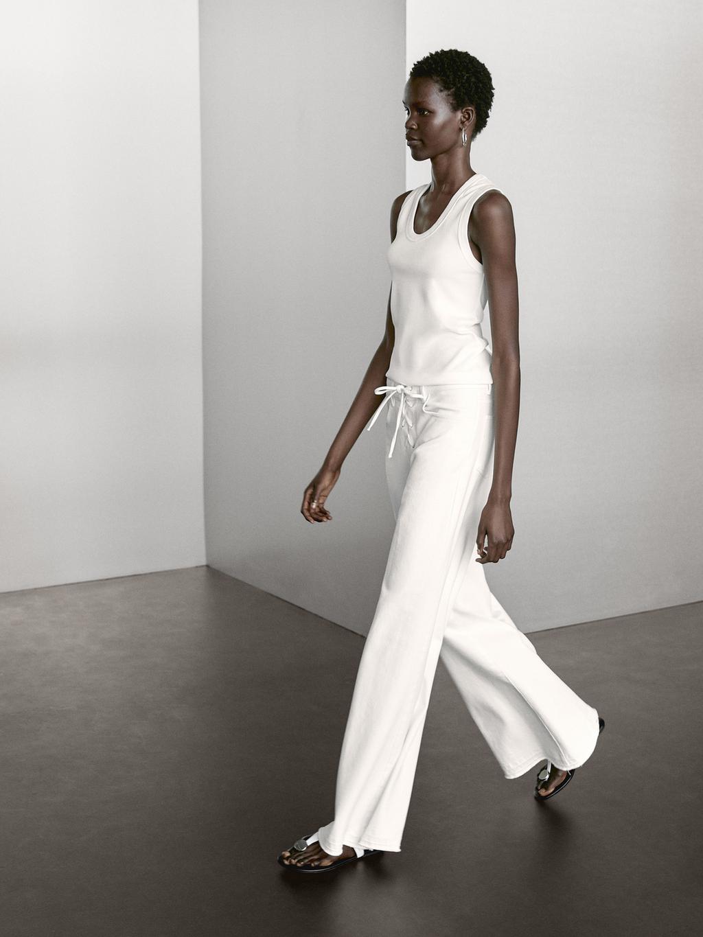 Heavy weight ribbed round neck top