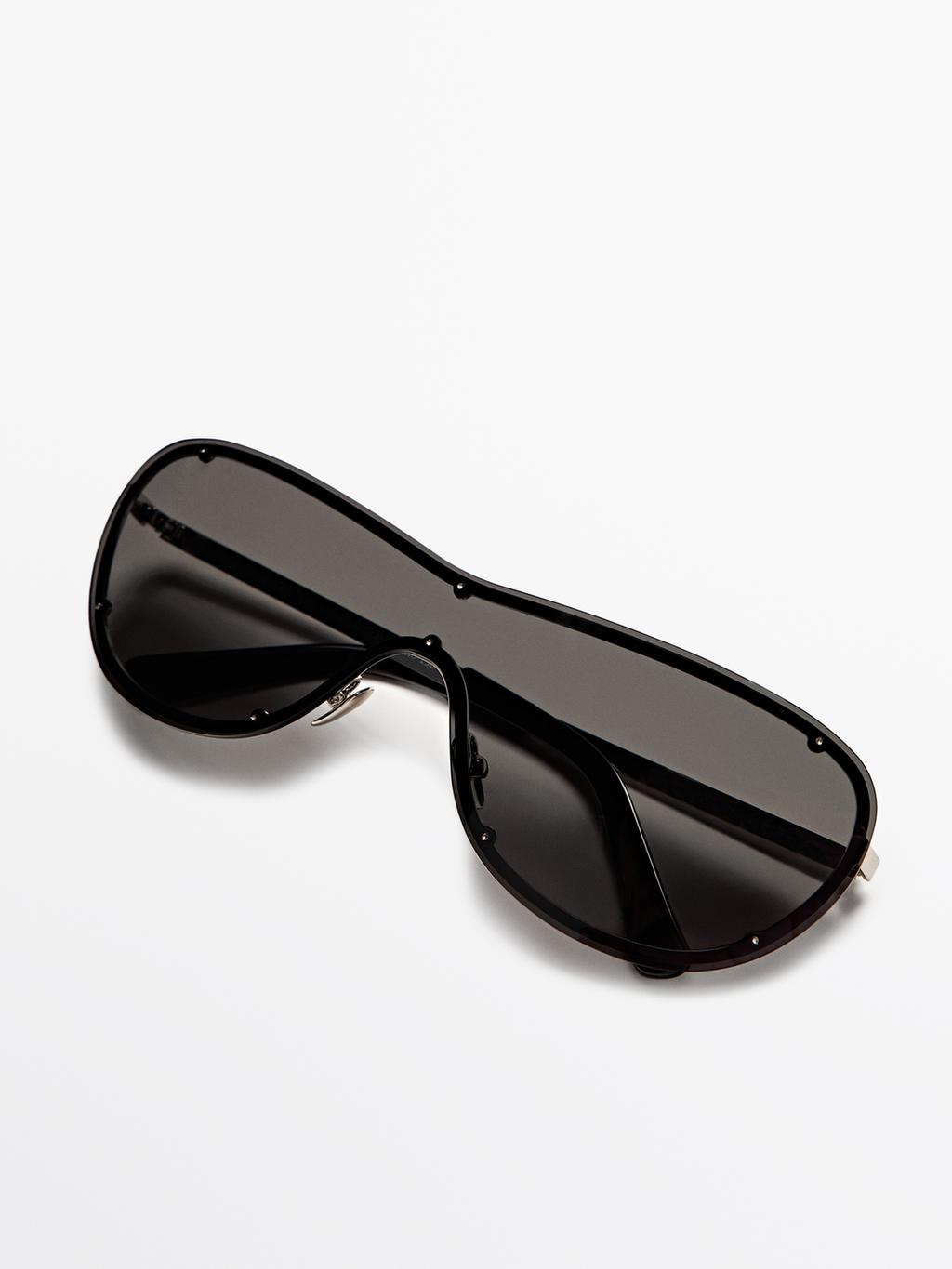 Shield sunglasses