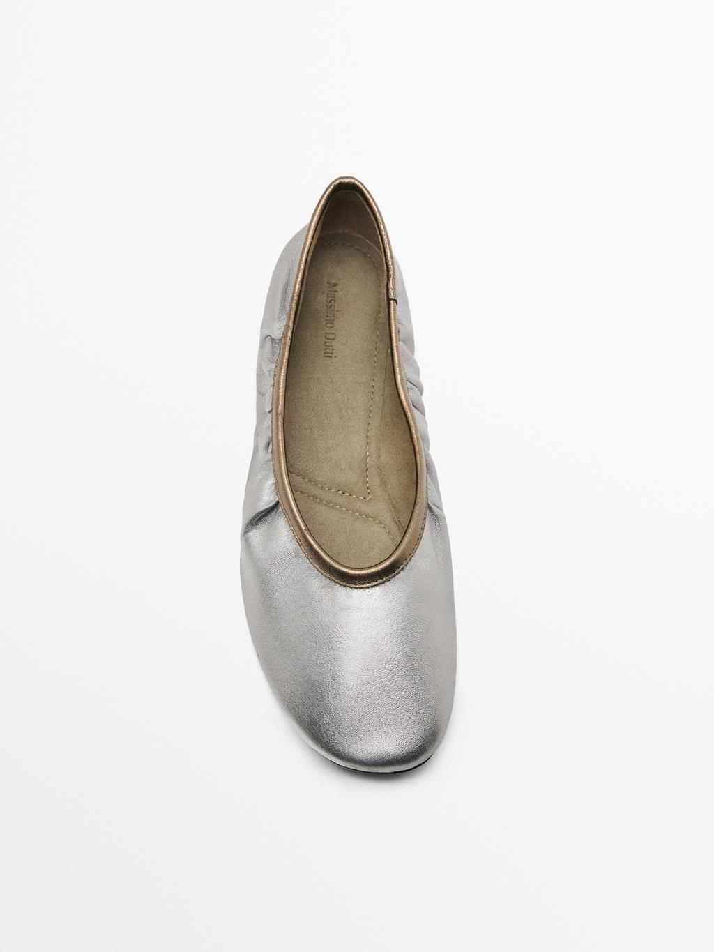 Gathered metallic ballerinas