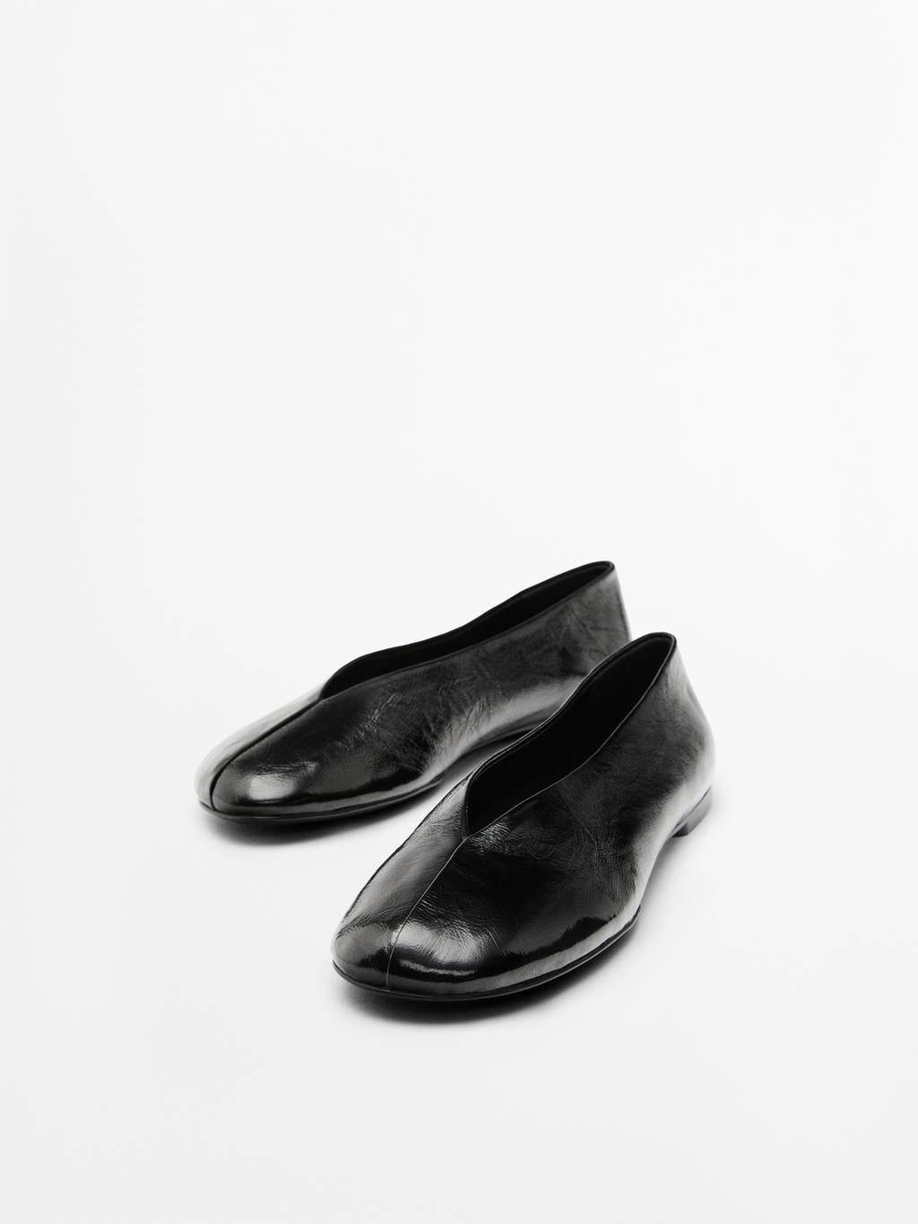 Shiny soft leather ballet flats