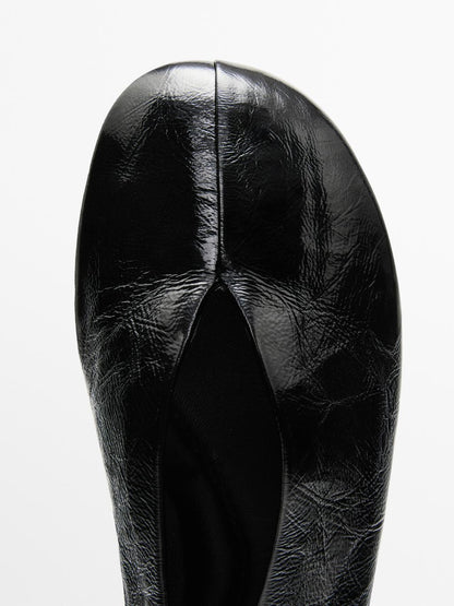 Shiny soft leather ballet flats