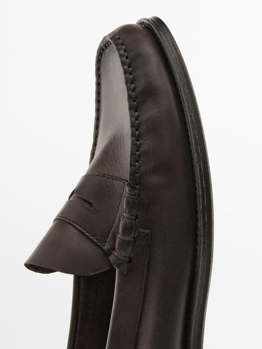 Oiled leather penny strap loafers