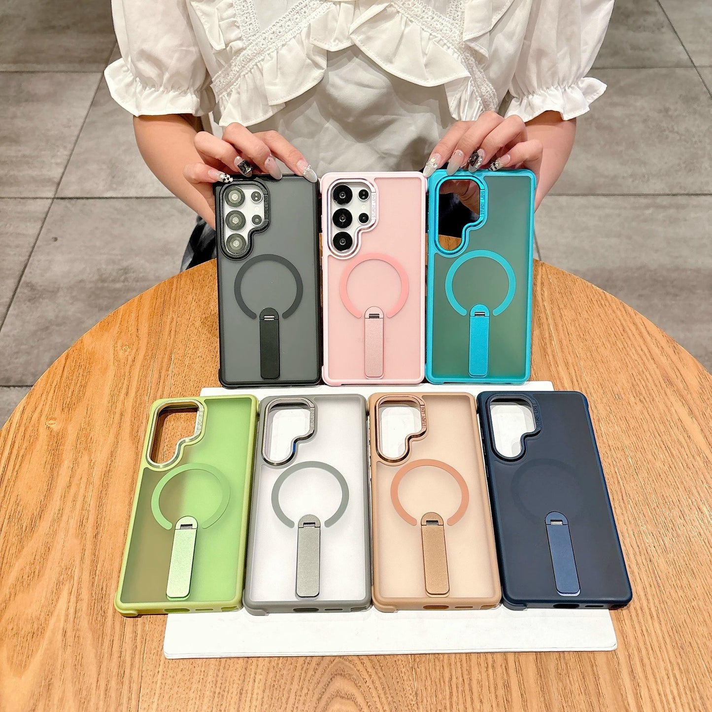 Suitable for Samsung S series Magnetic Integrated Bracket Mobile Phone Case