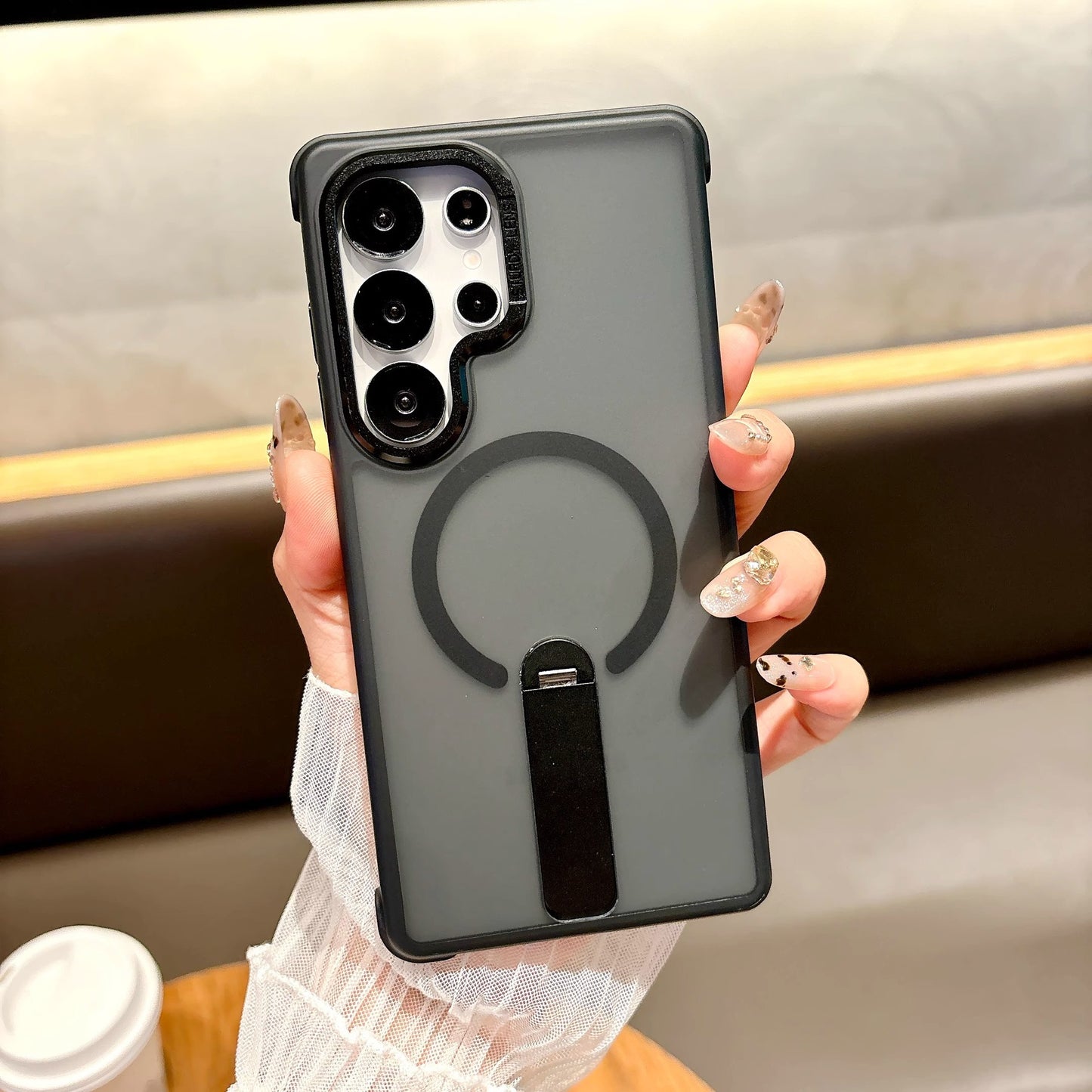 Suitable for Samsung S series Magnetic Integrated Bracket Mobile Phone Case